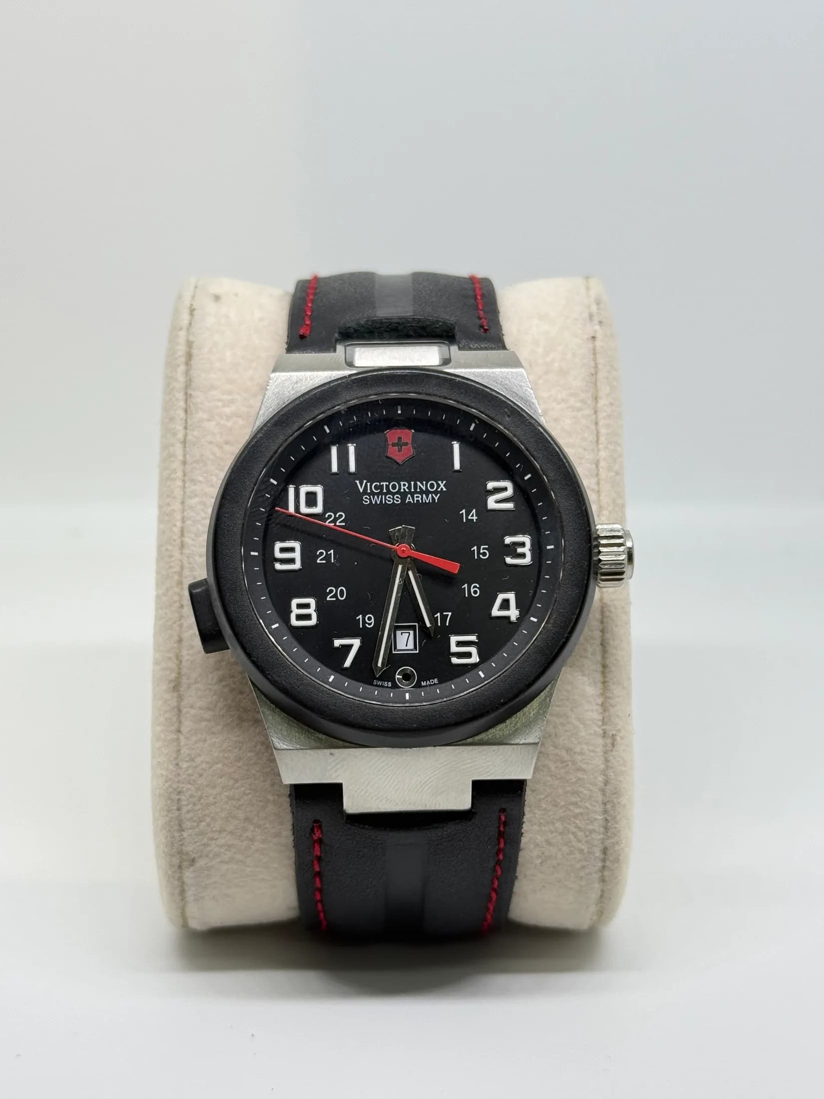 Victorinox Night Vision 1