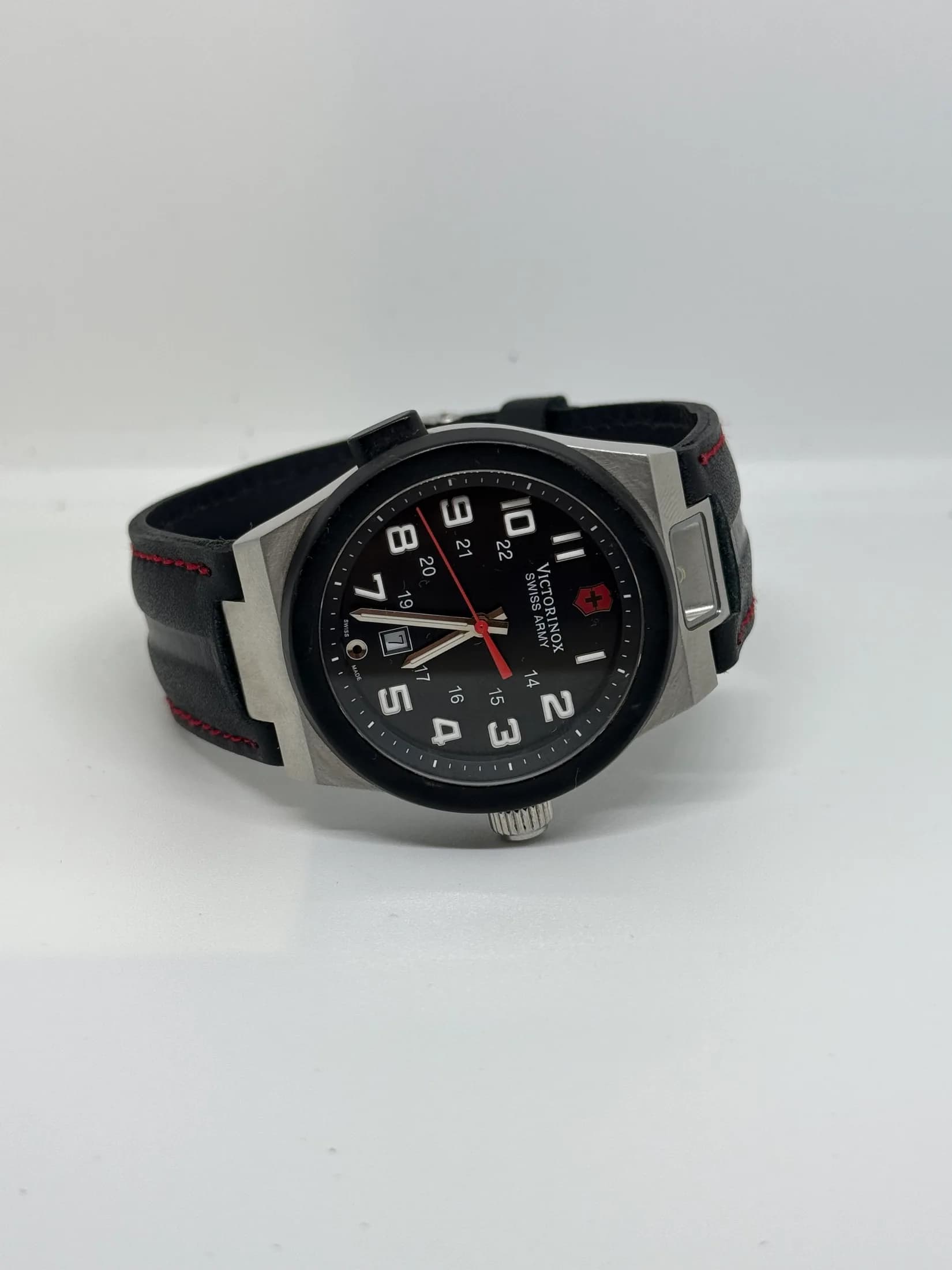 Victorinox Night Vision 2