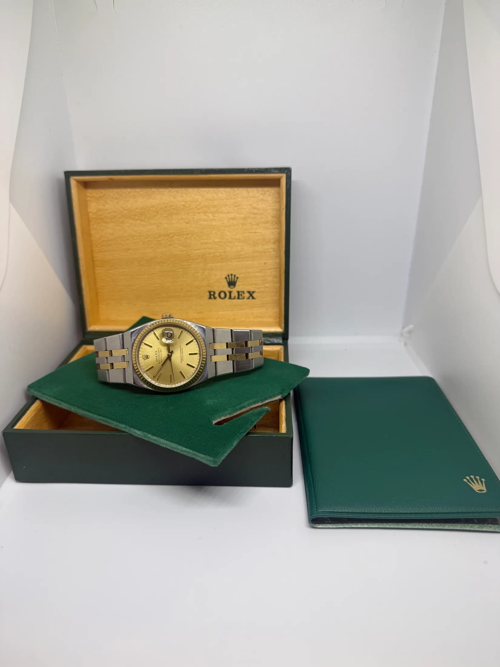 Rolex Oyster Quartz 1